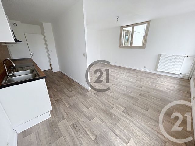 Appartement F3 à vendre - 3 pièces - 66.49 m2 - CHALONS EN CHAMPAGNE - 51 - CHAMPAGNE-ARDENNE - Century 21 Martinot Immobilier