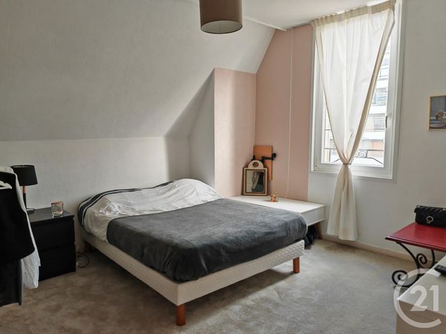 maison à vendre - 6 pièces - 136.0 m2 - CHALONS EN CHAMPAGNE - 51 - CHAMPAGNE-ARDENNE - Century 21 Martinot Immobilier