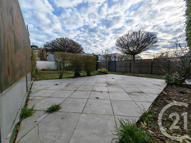 maison à vendre - 6 pièces - 136.0 m2 - CHALONS EN CHAMPAGNE - 51 - CHAMPAGNE-ARDENNE - Century 21 Martinot Immobilier