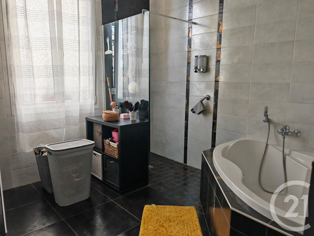 maison à vendre - 6 pièces - 136.0 m2 - CHALONS EN CHAMPAGNE - 51 - CHAMPAGNE-ARDENNE - Century 21 Martinot Immobilier