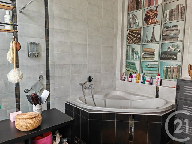 maison à vendre - 6 pièces - 136.0 m2 - CHALONS EN CHAMPAGNE - 51 - CHAMPAGNE-ARDENNE - Century 21 Martinot Immobilier