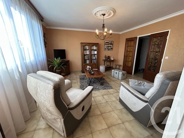 Appartement F5 à vendre - 5 pièces - 92.51 m2 - CHALONS EN CHAMPAGNE - 51 - CHAMPAGNE-ARDENNE - Century 21 Martinot Immobilier