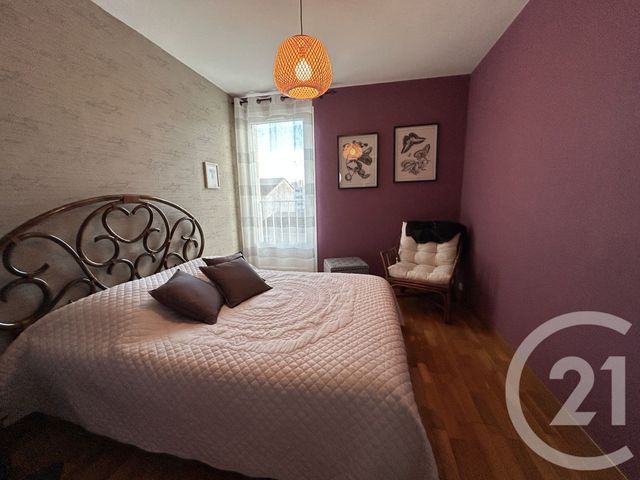 Appartement F5 à vendre - 5 pièces - 92.51 m2 - CHALONS EN CHAMPAGNE - 51 - CHAMPAGNE-ARDENNE - Century 21 Martinot Immobilier