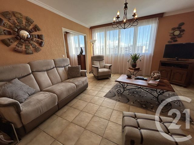 Appartement F5 à vendre - 5 pièces - 92.51 m2 - CHALONS EN CHAMPAGNE - 51 - CHAMPAGNE-ARDENNE - Century 21 Martinot Immobilier