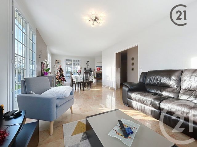 maison à vendre - 8 pièces - 144.0 m2 - SARRY - 51 - CHAMPAGNE-ARDENNE - Century 21 Martinot Immobilier