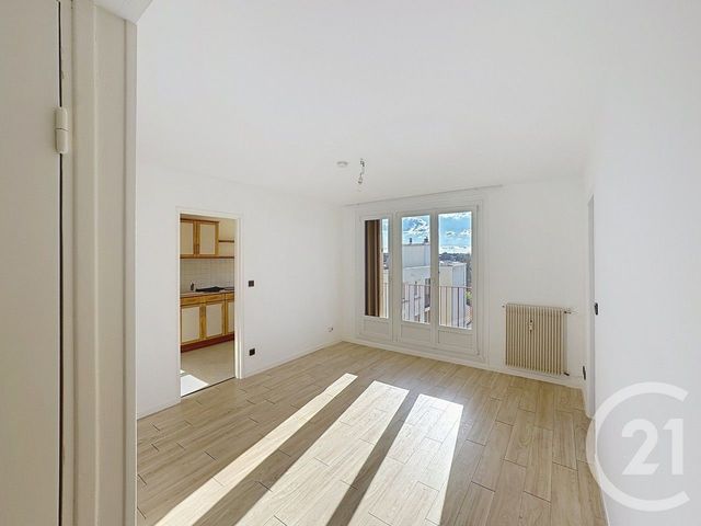 Appartement F2 à vendre - 2 pièces - 42.0 m2 - CHALONS EN CHAMPAGNE - 51 - CHAMPAGNE-ARDENNE - Century 21 Martinot Immobilier