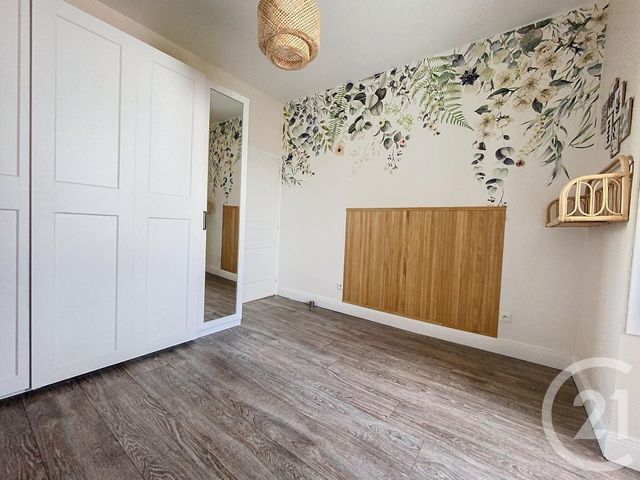 Appartement F3 à louer - 3 pièces - 68.84 m2 - CHALONS EN CHAMPAGNE - 51 - CHAMPAGNE-ARDENNE - Century 21 Martinot Immobilier