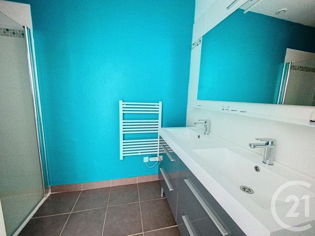 Appartement F3 à louer - 3 pièces - 68.84 m2 - CHALONS EN CHAMPAGNE - 51 - CHAMPAGNE-ARDENNE - Century 21 Martinot Immobilier