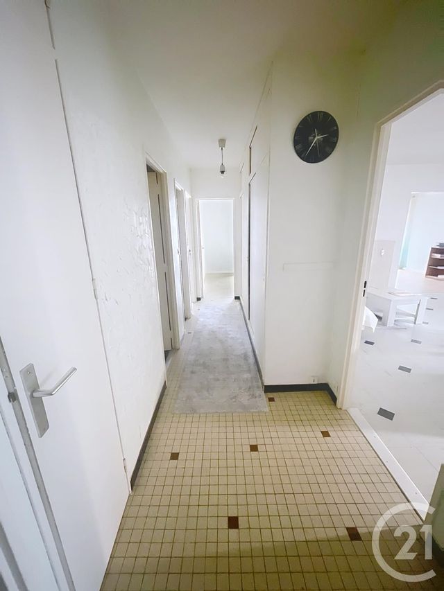 Appartement F3 bis à vendre - 3 pièces - 75.9 m2 - FAGNIERES - 51 - CHAMPAGNE-ARDENNE - Century 21 Martinot Immobilier