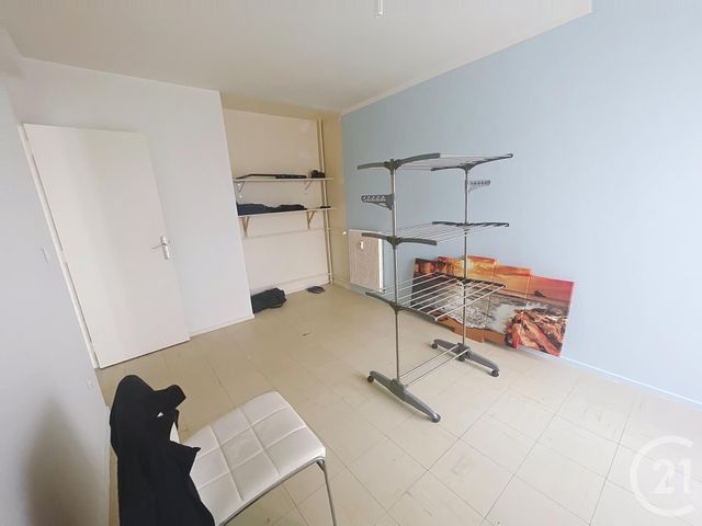 Appartement F3 bis à vendre - 3 pièces - 75.9 m2 - FAGNIERES - 51 - CHAMPAGNE-ARDENNE - Century 21 Martinot Immobilier