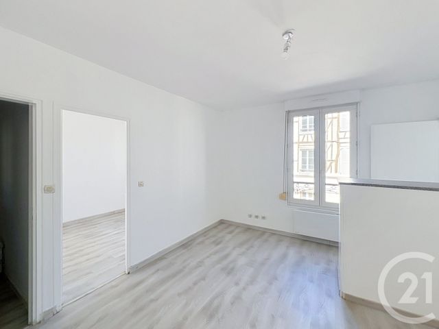 Appartement F2 à louer - 2 pièces - 30.51 m2 - CHALONS EN CHAMPAGNE - 51 - CHAMPAGNE-ARDENNE - Century 21 Martinot Immobilier