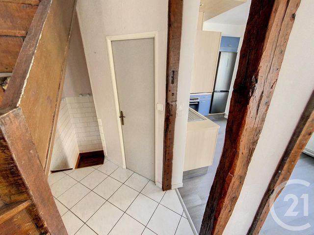 Appartement Duplex à louer - 3 pièces - 74.26 m2 - CHALONS EN CHAMPAGNE - 51 - CHAMPAGNE-ARDENNE - Century 21 Martinot Immobilier