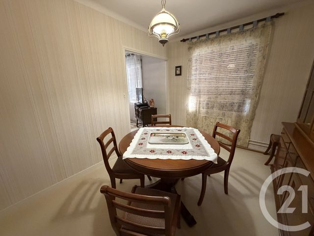 Appartement F5 à vendre - 5 pièces - 85.16 m2 - CHALONS EN CHAMPAGNE - 51 - CHAMPAGNE-ARDENNE - Century 21 Martinot Immobilier