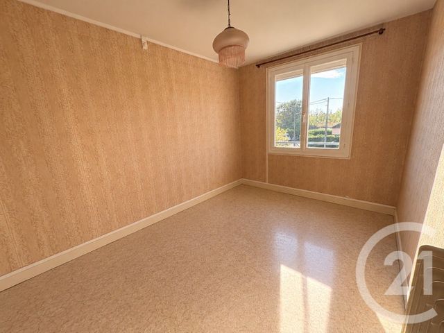 Appartement F4 à vendre - 4 pièces - 65.1 m2 - SEZANNE - 51 - CHAMPAGNE-ARDENNE - Century 21 Martinot Immobilier