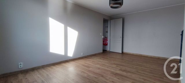 Appartement F2 à vendre - 2 pièces - 54.0 m2 - CHALONS EN CHAMPAGNE - 51 - CHAMPAGNE-ARDENNE - Century 21 Martinot Immobilier