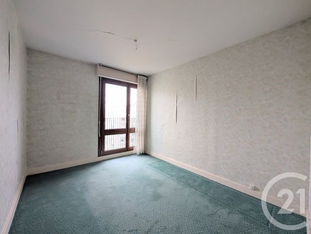 Appartement F5 à vendre - 5 pièces - 87.9 m2 - CHALONS EN CHAMPAGNE - 51 - CHAMPAGNE-ARDENNE - Century 21 Martinot Immobilier