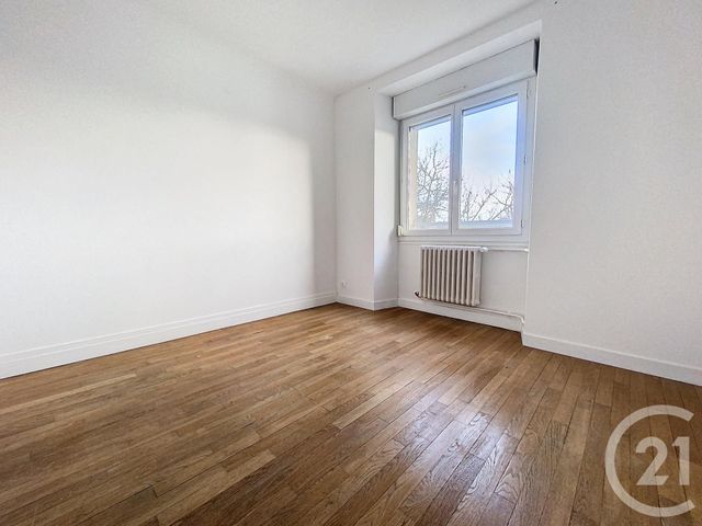 Appartement F4 à louer - 4 pièces - 64.68 m2 - CHALONS EN CHAMPAGNE - 51 - CHAMPAGNE-ARDENNE - Century 21 Martinot Immobilier