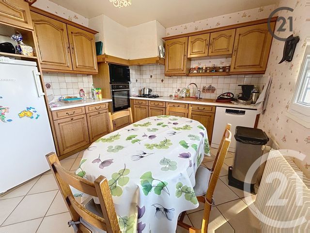 maison à vendre - 8 pièces - 144.0 m2 - SARRY - 51 - CHAMPAGNE-ARDENNE - Century 21 Martinot Immobilier