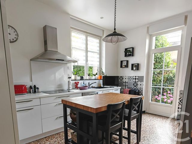 maison à vendre - 11 pièces - 220.0 m2 - 51 - CHAMPAGNE-ARDENNE - Century 21 Martinot Immobilier