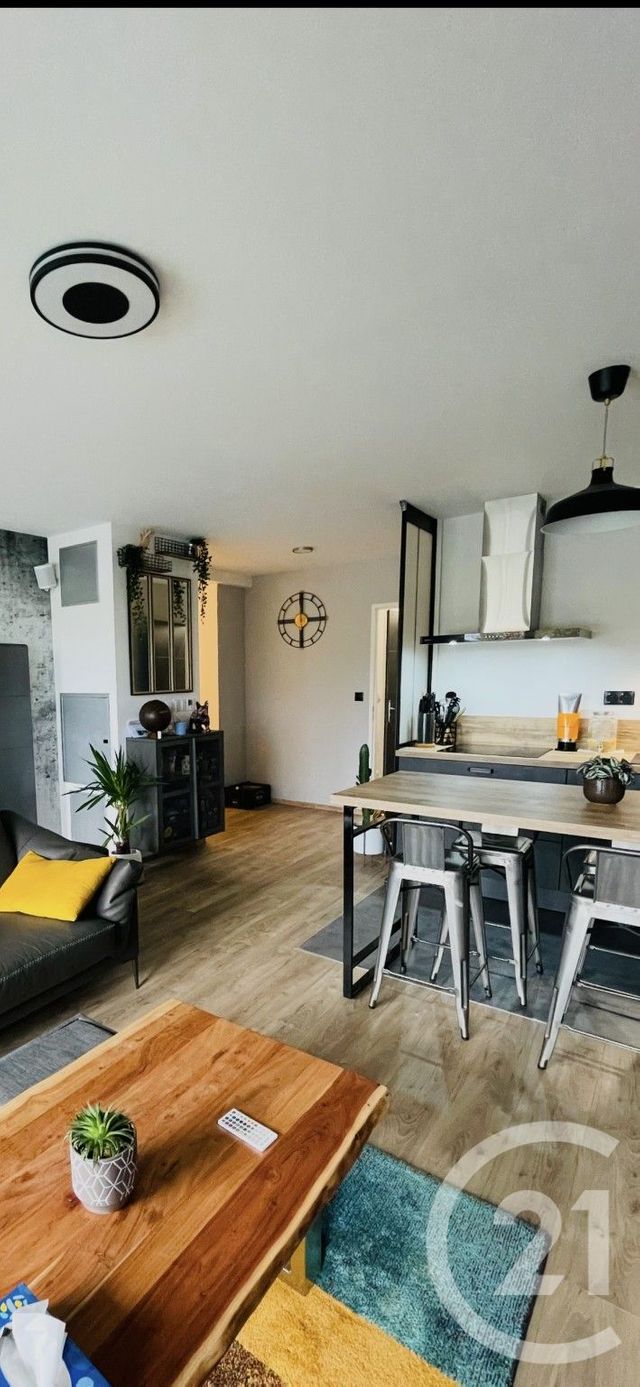 Appartement F3 à vendre - 3 pièces - 68.0 m2 - CHALONS EN CHAMPAGNE - 51 - CHAMPAGNE-ARDENNE - Century 21 Martinot Immobilier