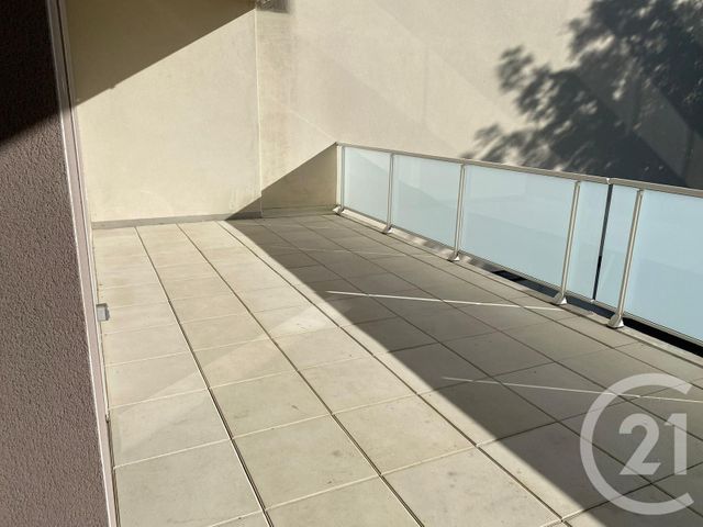 Appartement F3 à vendre - 3 pièces - 68.0 m2 - CHALONS EN CHAMPAGNE - 51 - CHAMPAGNE-ARDENNE - Century 21 Martinot Immobilier