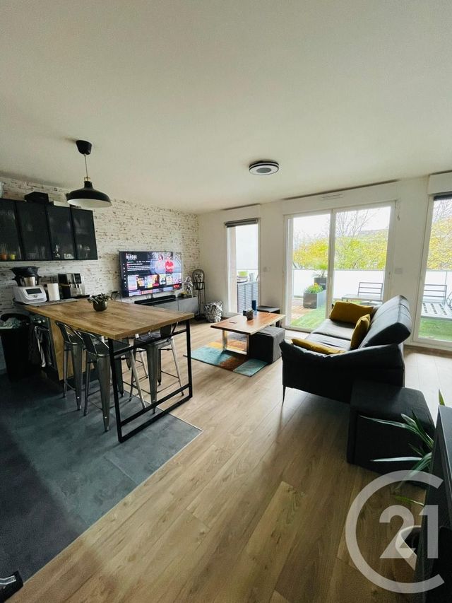 Appartement F3 à vendre - 3 pièces - 68.0 m2 - CHALONS EN CHAMPAGNE - 51 - CHAMPAGNE-ARDENNE - Century 21 Martinot Immobilier