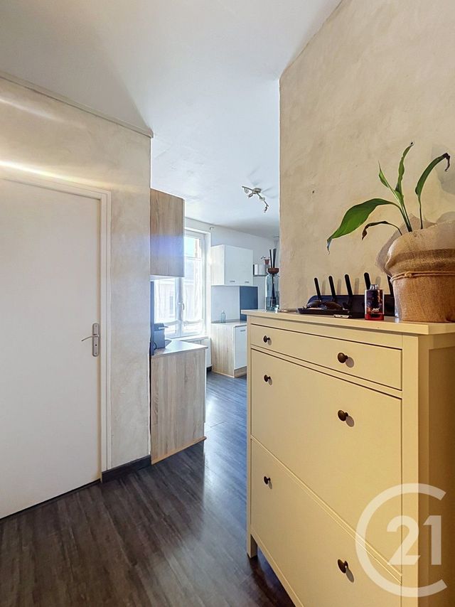 Appartement F3 à vendre - 3 pièces - 73.74 m2 - CHALONS EN CHAMPAGNE - 51 - CHAMPAGNE-ARDENNE - Century 21 Martinot Immobilier