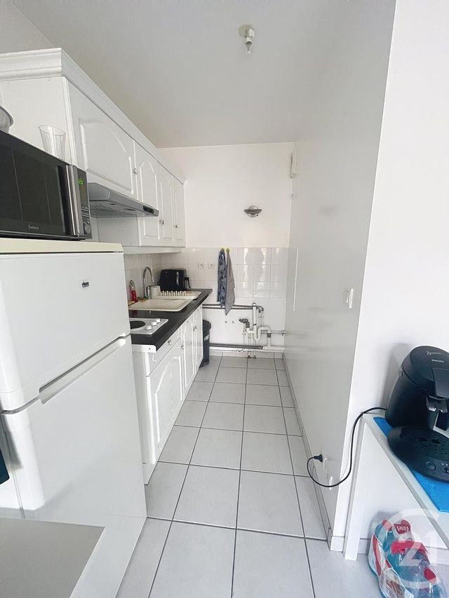Appartement F1 à vendre - 1 pièce - 28.68 m2 - CHALONS EN CHAMPAGNE - 51 - CHAMPAGNE-ARDENNE - Century 21 Martinot Immobilier
