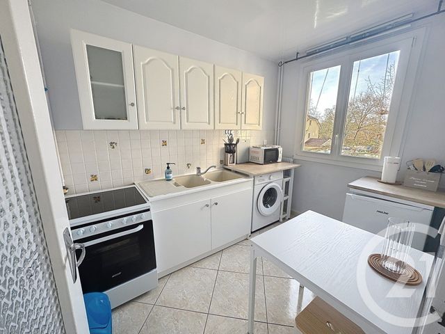 Appartement F1 à louer - 1 pièce - 28.29 m2 - CHALONS EN CHAMPAGNE - 51 - CHAMPAGNE-ARDENNE - Century 21 Martinot Immobilier