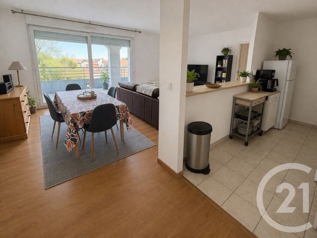 Appartement F4 à vendre - 4 pièces - 68.89 m2 - CHALONS EN CHAMPAGNE - 51 - CHAMPAGNE-ARDENNE - Century 21 Martinot Immobilier