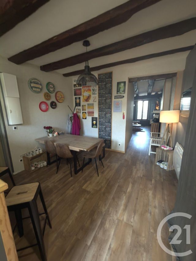 Appartement F4 à vendre - 4 pièces - 81.3 m2 - CHALONS EN CHAMPAGNE - 51 - CHAMPAGNE-ARDENNE - Century 21 Martinot Immobilier