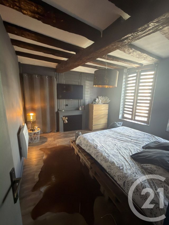 Appartement F4 à vendre - 4 pièces - 81.3 m2 - CHALONS EN CHAMPAGNE - 51 - CHAMPAGNE-ARDENNE - Century 21 Martinot Immobilier