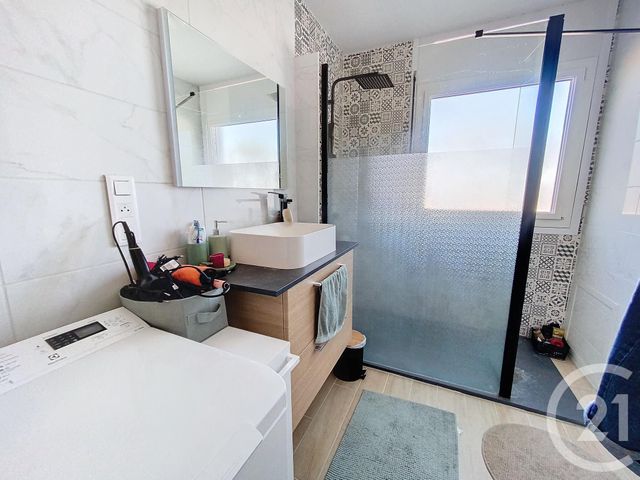 Appartement F3 à louer - 3 pièces - 73.11 m2 - CHALONS EN CHAMPAGNE - 51 - CHAMPAGNE-ARDENNE - Century 21 Martinot Immobilier