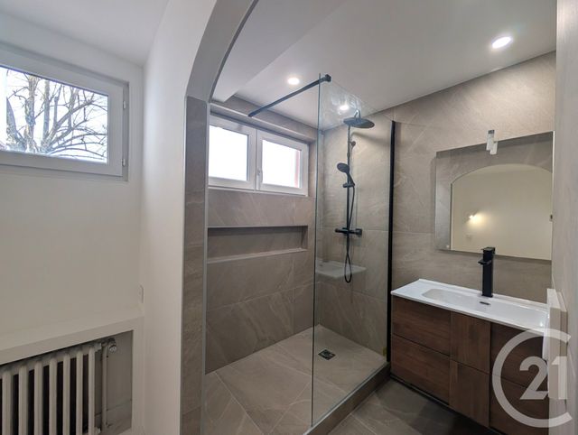 Appartement F2 à vendre - 2 pièces - 60.0 m2 - CHALONS EN CHAMPAGNE - 51 - CHAMPAGNE-ARDENNE - Century 21 Martinot Immobilier