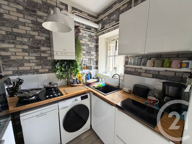 Appartement à vendre - 4 pièces - 78.0 m2 - CHALONS EN CHAMPAGNE - 51 - CHAMPAGNE-ARDENNE - Century 21 Martinot Immobilier