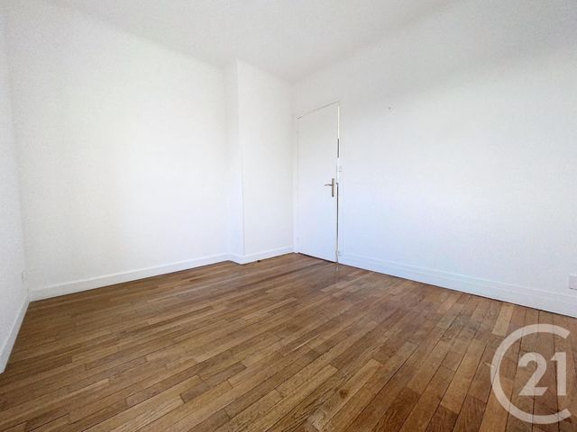 Appartement à louer - 4 pièces - 65.6 m2 - CHALONS EN CHAMPAGNE - 51 - CHAMPAGNE-ARDENNE - Century 21 Martinot Immobilier