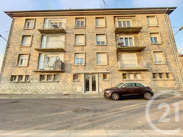 Appartement à louer - 4 pièces - 65.6 m2 - CHALONS EN CHAMPAGNE - 51 - CHAMPAGNE-ARDENNE - Century 21 Martinot Immobilier