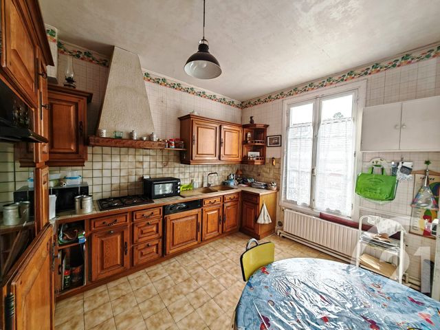 maison à vendre - 5 pièces - 113.89 m2 - CHALONS EN CHAMPAGNE - 51 - CHAMPAGNE-ARDENNE - Century 21 Martinot Immobilier