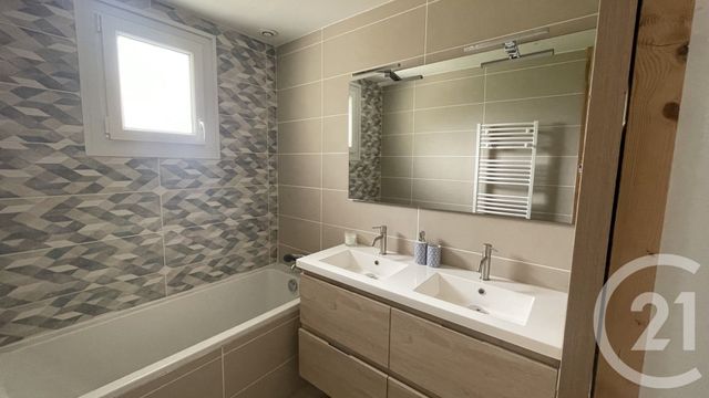 maison à vendre - 6 pièces - 113.0 m2 - CHENIERS - 51 - CHAMPAGNE-ARDENNE - Century 21 Martinot Immobilier