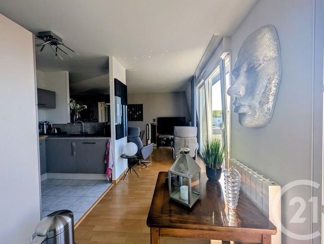 Appartement F3 à vendre - 3 pièces - 67.02 m2 - CHALONS EN CHAMPAGNE - 51 - CHAMPAGNE-ARDENNE - Century 21 Martinot Immobilier