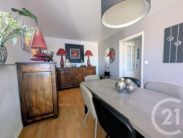 Appartement F3 à vendre - 3 pièces - 67.02 m2 - CHALONS EN CHAMPAGNE - 51 - CHAMPAGNE-ARDENNE - Century 21 Martinot Immobilier
