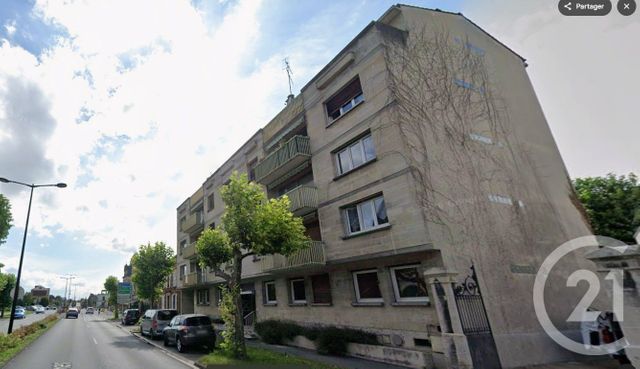Appartement F5 à vendre - 5 pièces - 101.0 m2 - CHALONS EN CHAMPAGNE - 51 - CHAMPAGNE-ARDENNE - Century 21 Martinot Immobilier