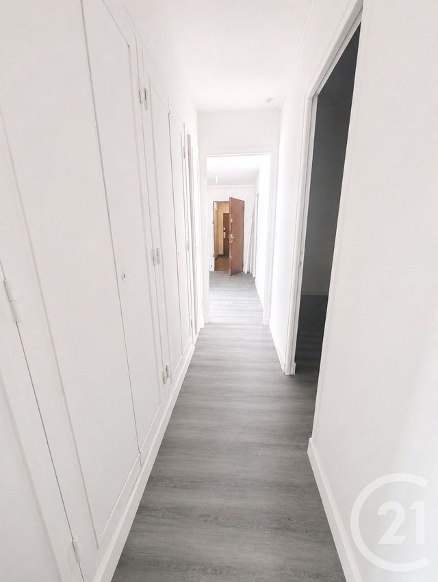 Appartement F5 à vendre - 5 pièces - 101.0 m2 - CHALONS EN CHAMPAGNE - 51 - CHAMPAGNE-ARDENNE - Century 21 Martinot Immobilier