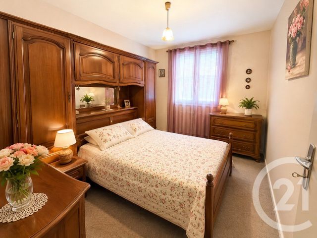 Appartement F4 à vendre - 4 pièces - 62.75 m2 - CHALONS EN CHAMPAGNE - 51 - CHAMPAGNE-ARDENNE - Century 21 Martinot Immobilier