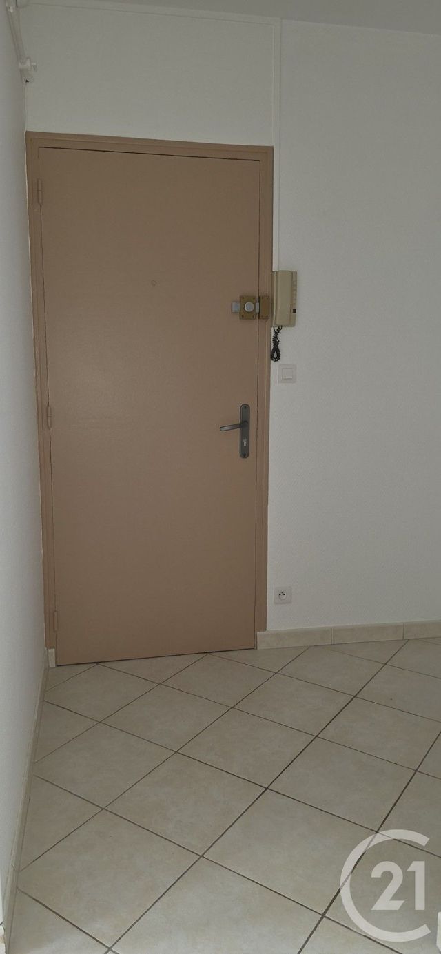 Appartement F2 à vendre - 2 pièces - 50.11 m2 - CHALONS EN CHAMPAGNE - 51 - CHAMPAGNE-ARDENNE - Century 21 Martinot Immobilier