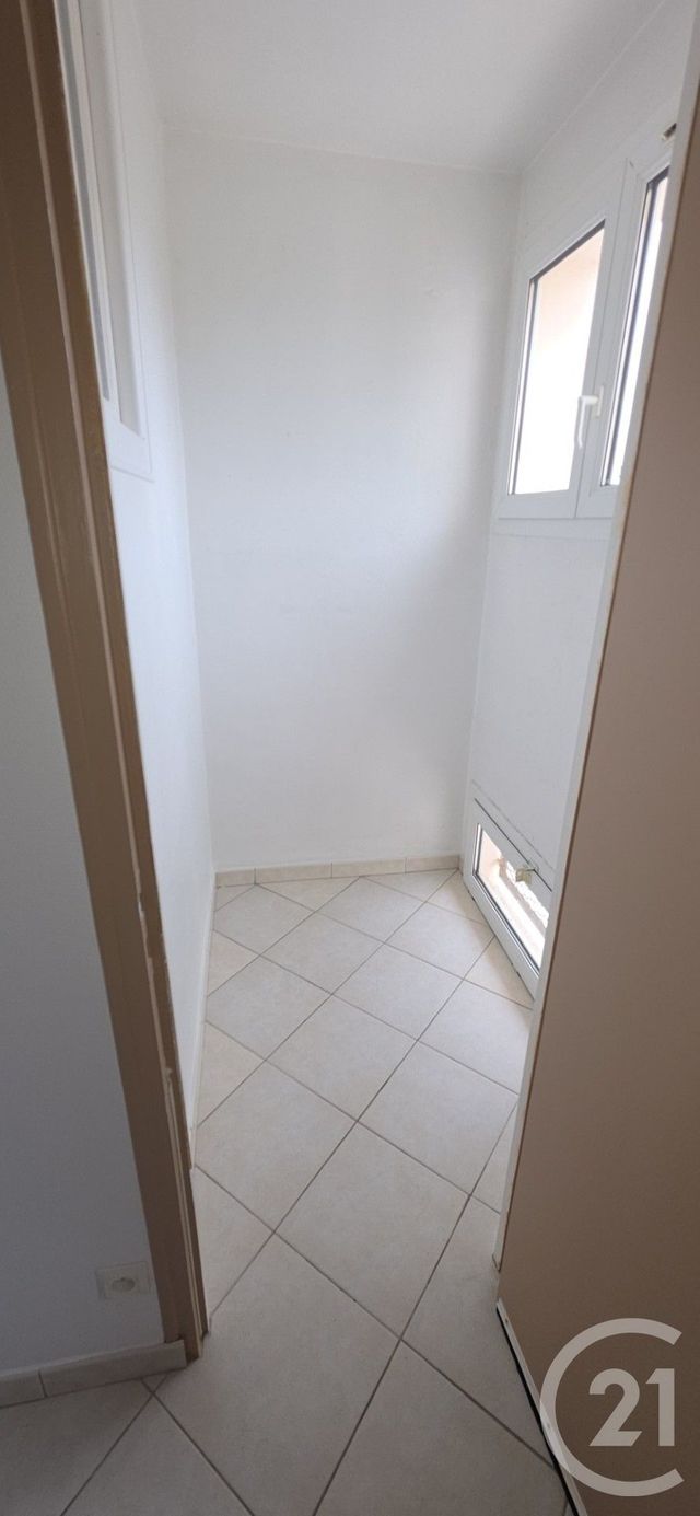 Appartement F2 à vendre - 2 pièces - 50.11 m2 - CHALONS EN CHAMPAGNE - 51 - CHAMPAGNE-ARDENNE - Century 21 Martinot Immobilier