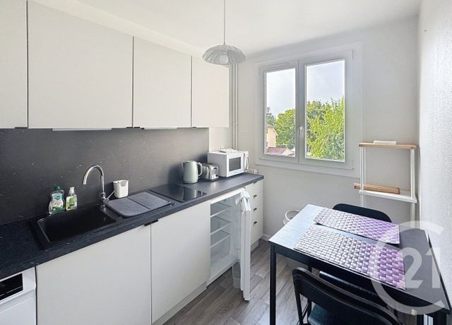 Appartement F1 à vendre - 1 pièce - 28.47 m2 - CHALONS EN CHAMPAGNE - 51 - CHAMPAGNE-ARDENNE - Century 21 Martinot Immobilier
