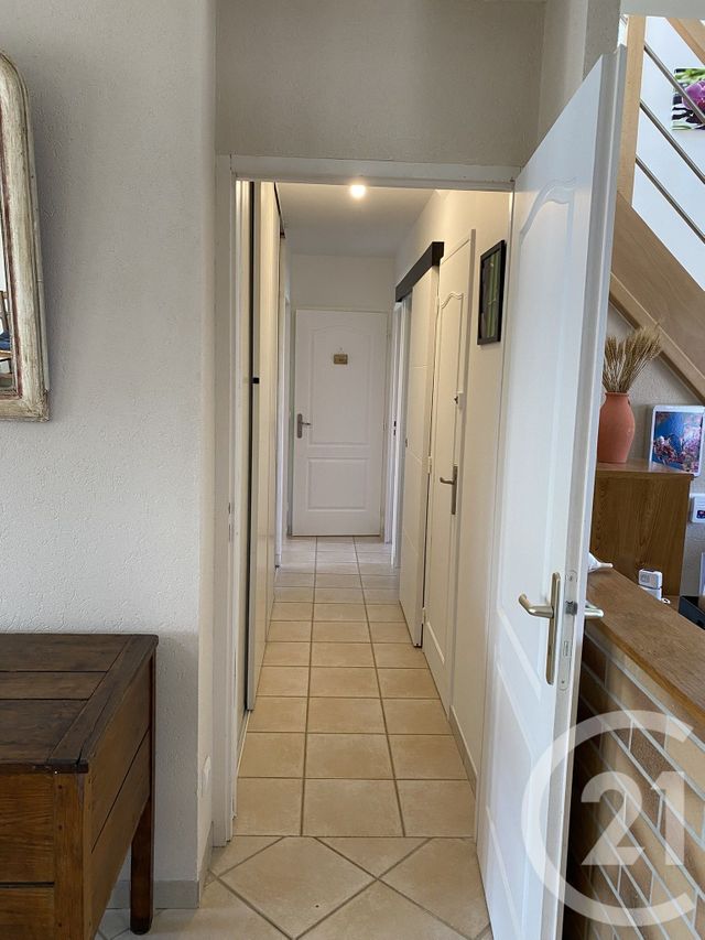 maison à vendre - 7 pièces - 135.0 m2 - BUSSY LETTREE - 51 - CHAMPAGNE-ARDENNE - Century 21 Martinot Immobilier