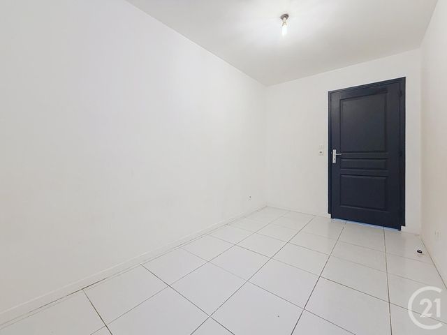Appartement F3 à louer - 3 pièces - 63.29 m2 - CHALONS EN CHAMPAGNE - 51 - CHAMPAGNE-ARDENNE - Century 21 Martinot Immobilier