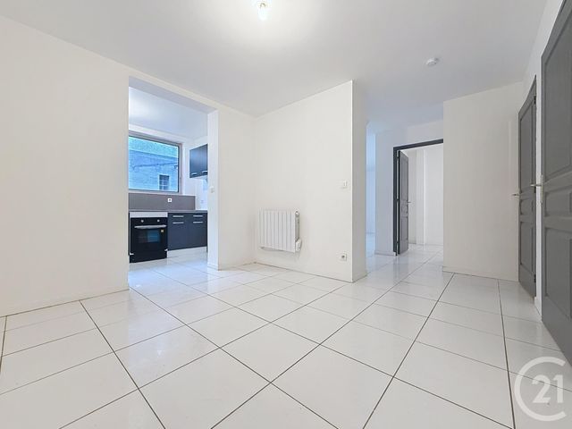 Appartement F3 à louer - 3 pièces - 63.29 m2 - CHALONS EN CHAMPAGNE - 51 - CHAMPAGNE-ARDENNE - Century 21 Martinot Immobilier